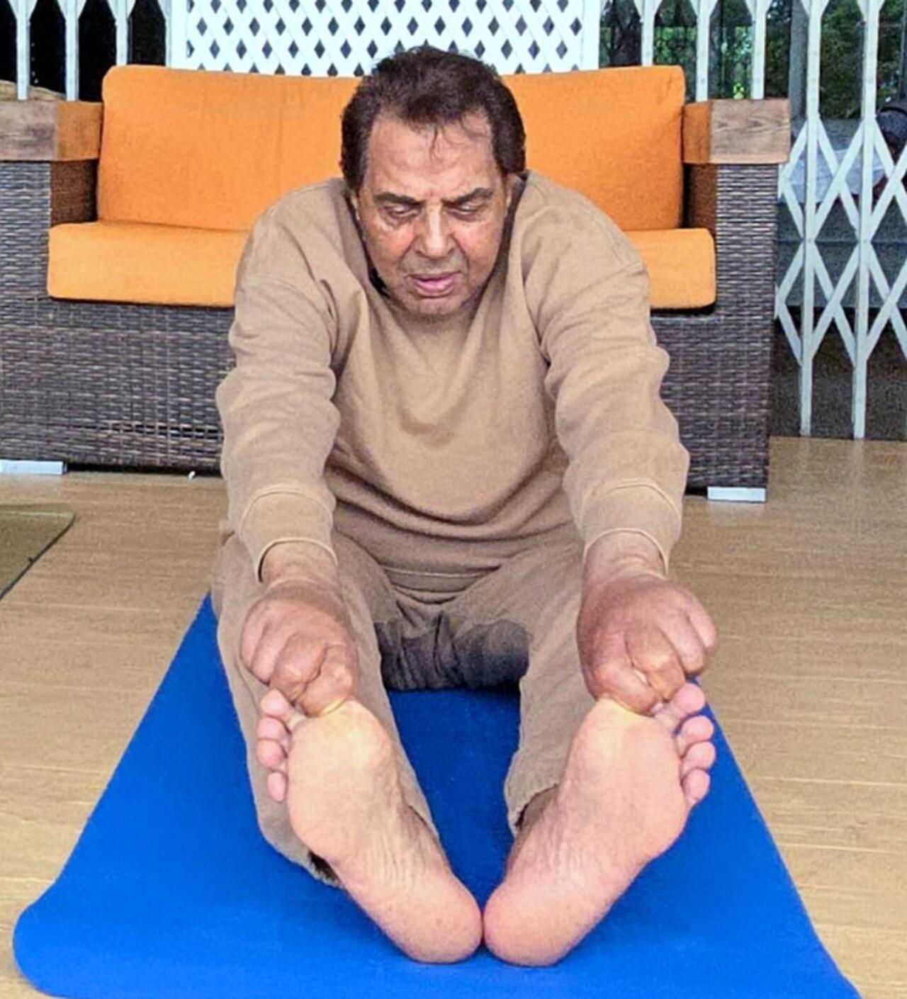 Dharmendra
At 89, Dharmendra Ji shattered all notions of age as a barrier by performing Paschimottanasana with grace. Yoga exhilarates, eases muscle spasms, and radiates timeless youthfulness